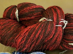 Пряжа MIDARA Artistic Wool Jazz 7/2-005 черно-красный  (аналог Кауни)  купить в интернет-магазине