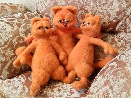 Male cat GARFIELD ginger  buy in the online store